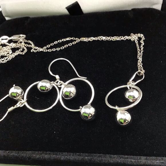 925 Sterling Silver Necklace & Earrings Set Ball Pendant 18" Dangle Hooks - Picture 6 of 11